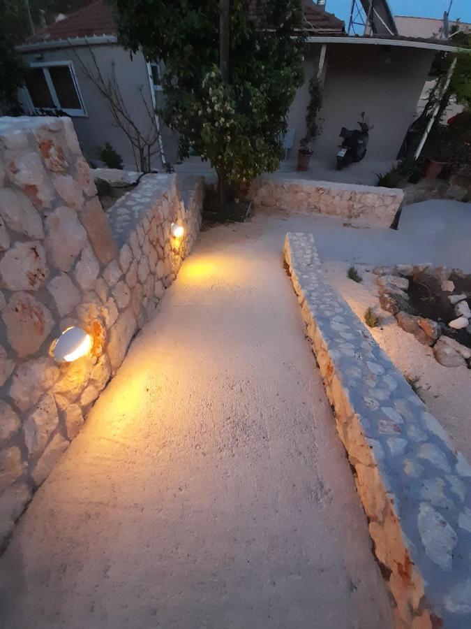 Katoικια Vila Lourdata  Exterior foto